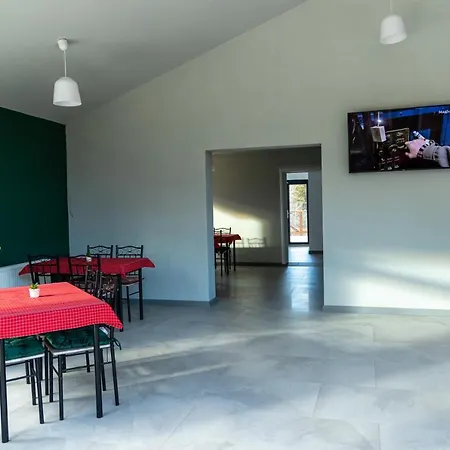 Edmont Guest house Pietrosita