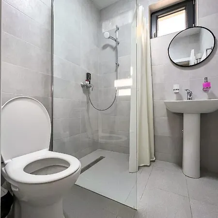 Edmont Guest house *